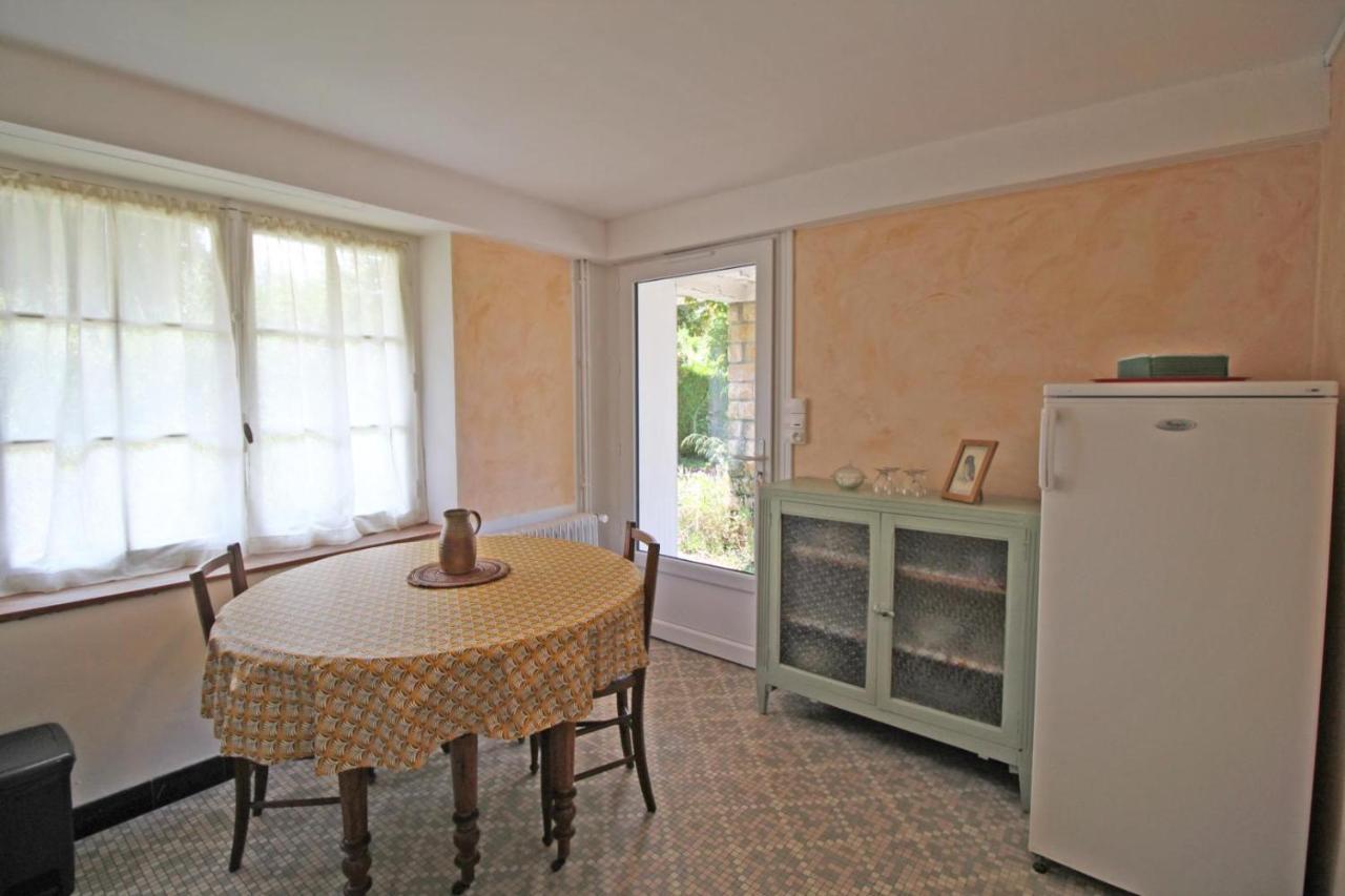 Les Vieux Fourneaux Bed & Breakfast Nantiat Екстериор снимка